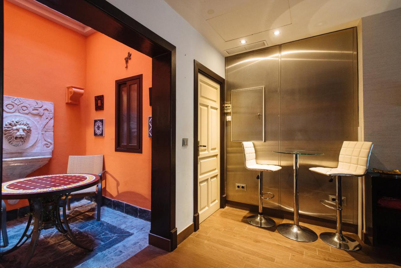 Divi Apartments Villa Reyes 2 セビリア エクステリア 写真