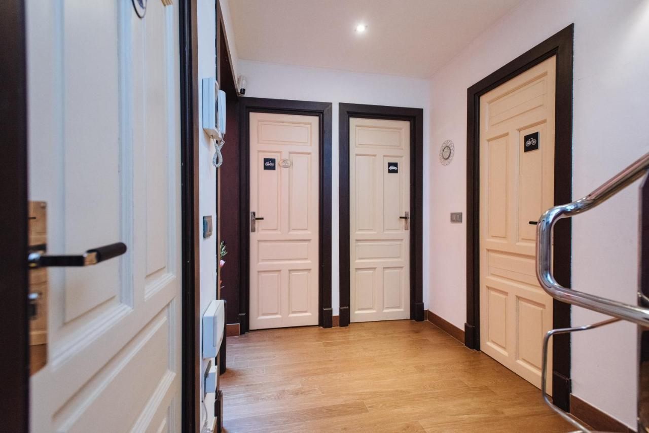 Divi Apartments Villa Reyes 2 セビリア エクステリア 写真