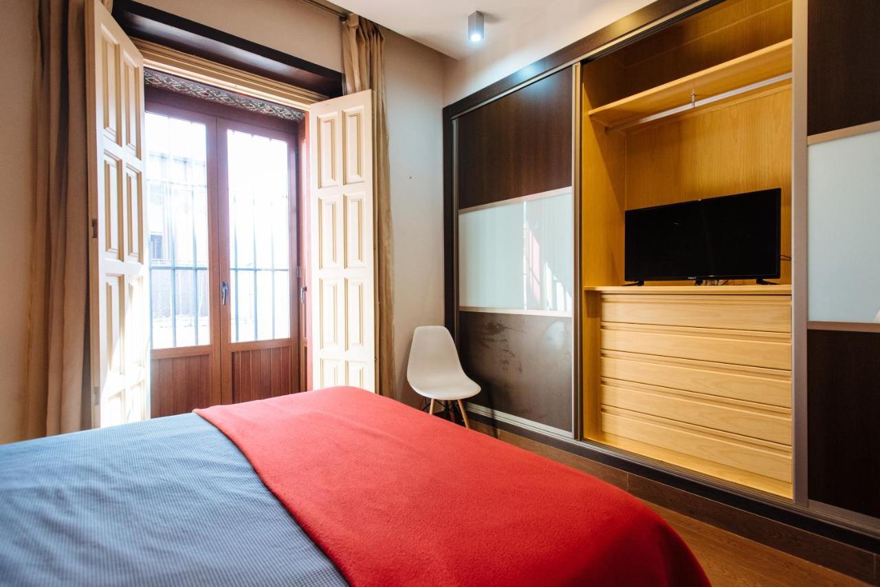 Divi Apartments Villa Reyes 2 セビリア エクステリア 写真